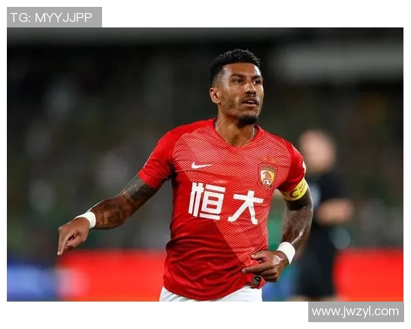 巴萨与恒大激战全场回顾球迷热情高涨精彩瞬间不容错过